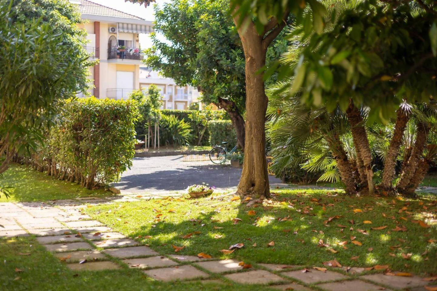 Stiloso Bilocale Terraceparking Diano Marina Dış mekan fotoğraf